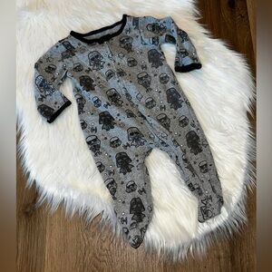 Star Wars footed pajamas boys size 3/6 mo.
